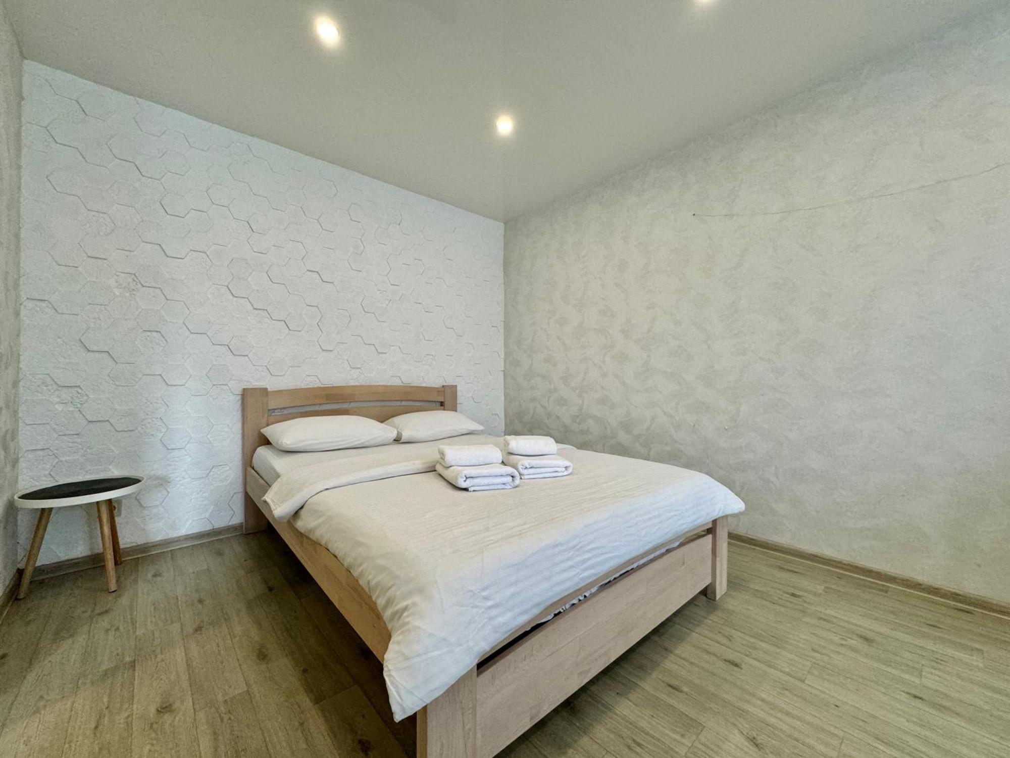 Apartpoltava: Scandinavian-Style Apartments in Central Poltava Exterior photo